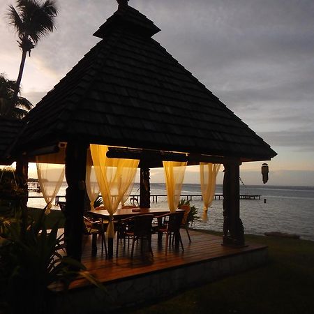 Poerani Moorea Buitenkant foto