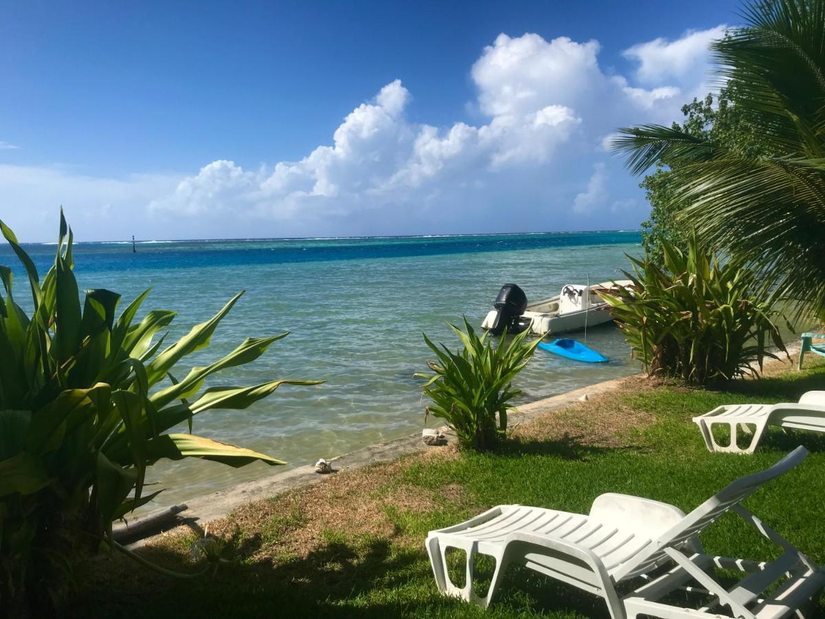 Poerani Moorea Buitenkant foto