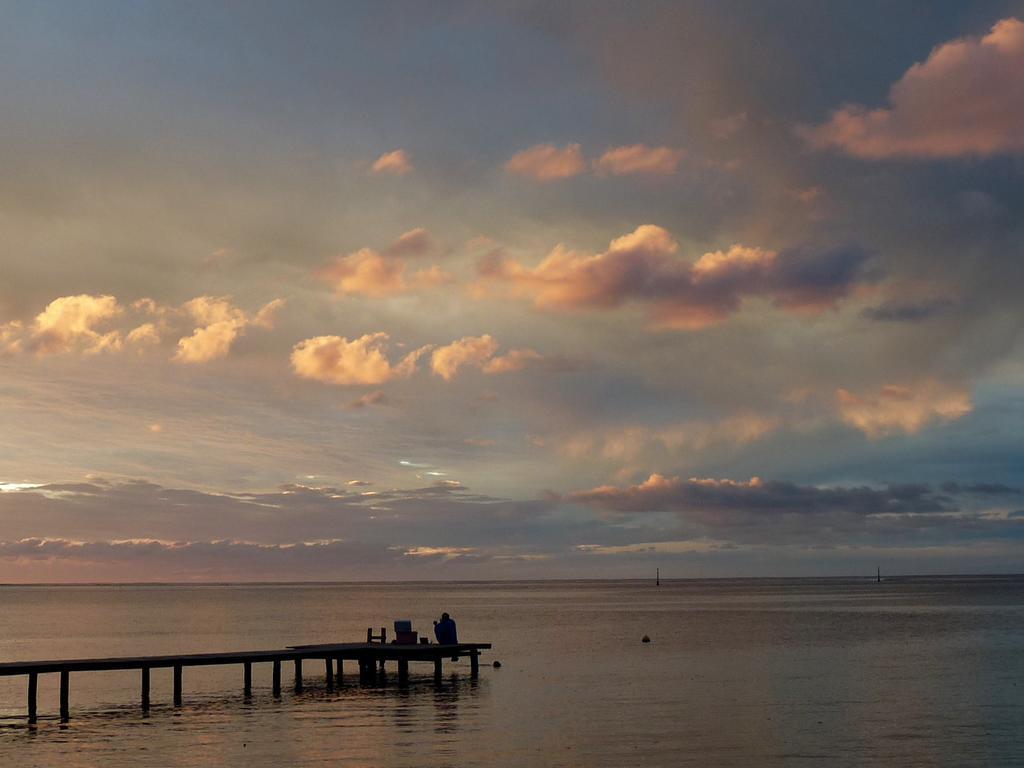 Poerani Moorea Buitenkant foto