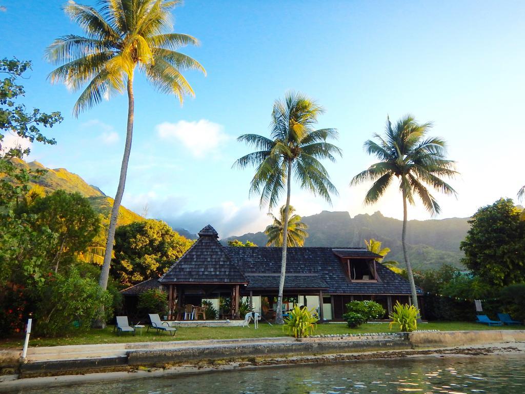 Poerani Moorea Buitenkant foto