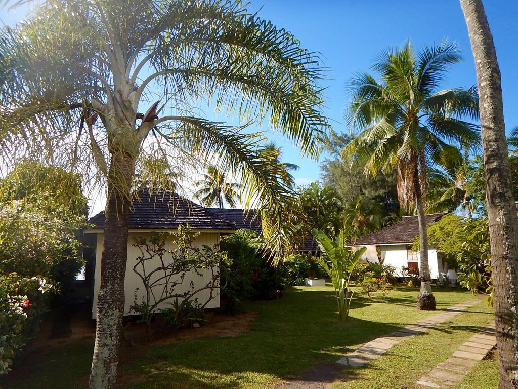 Poerani Moorea Buitenkant foto