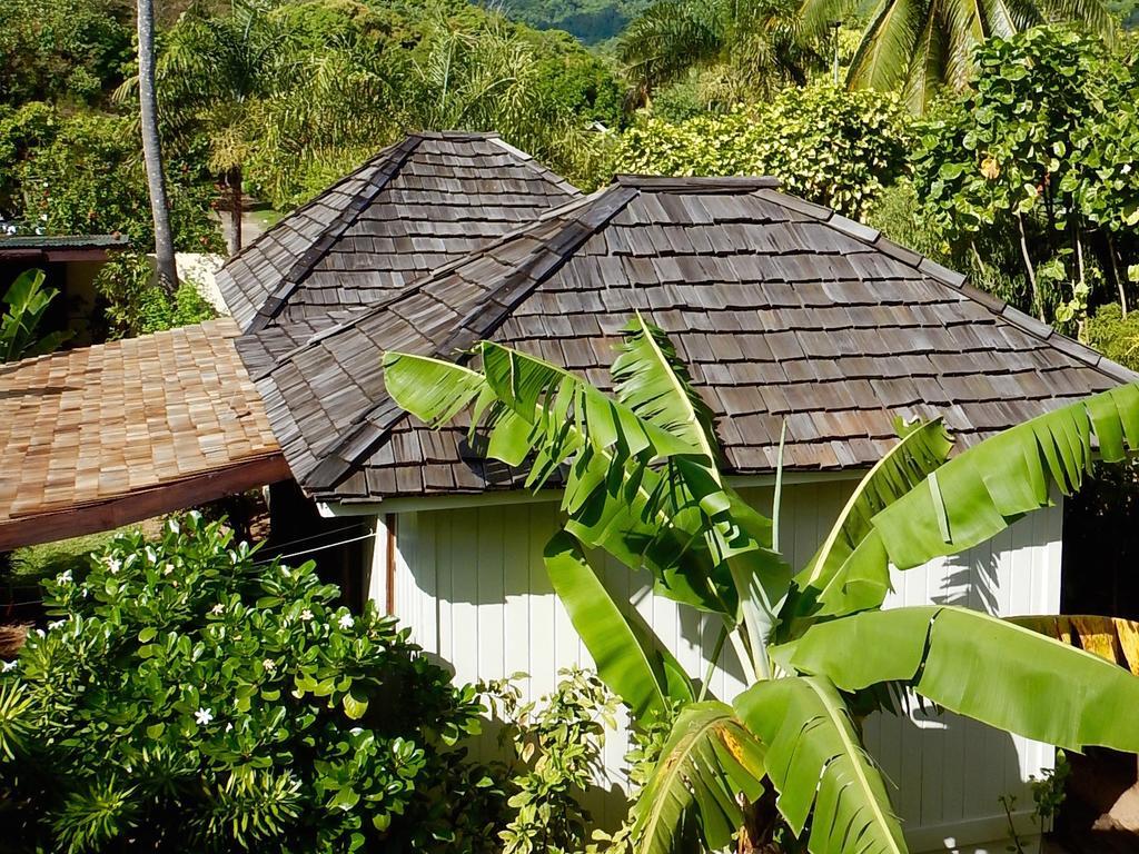 Poerani Moorea Buitenkant foto